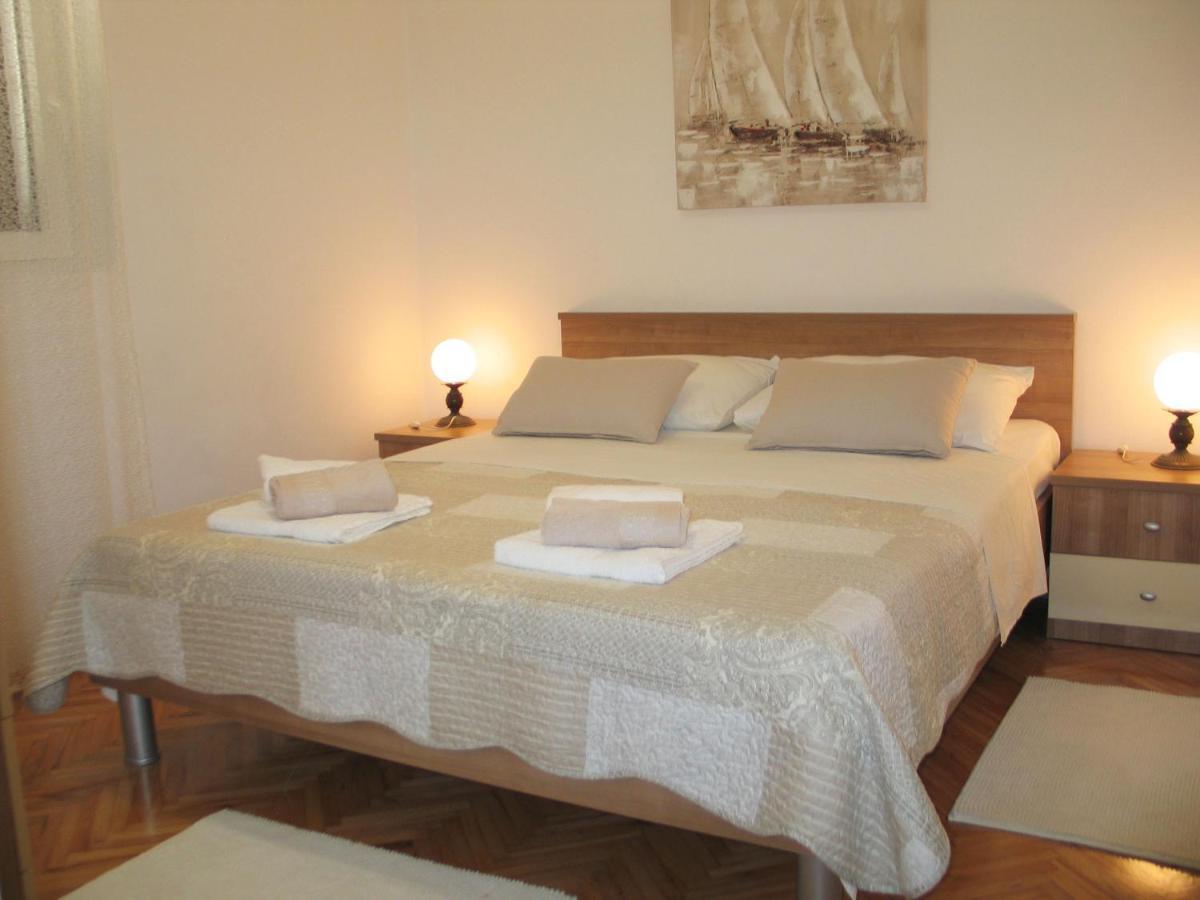 Apartmani Kunteja Pag Town Kültér fotó