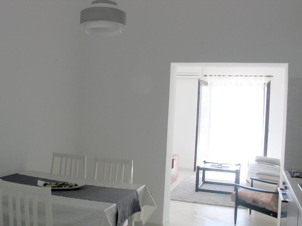 Apartmani Kunteja Pag Town Kültér fotó